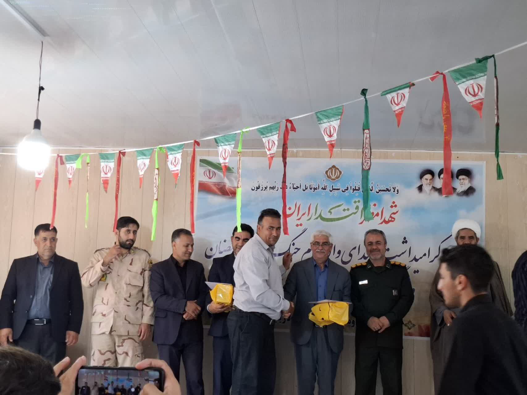حضور معاونت شرکت در مراسم تجلیل از شهدا